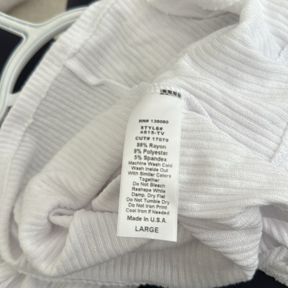 Project Social T Notch Tank - Picture 6 of 7